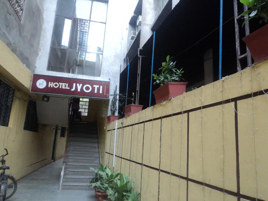 Hotel Jyoti Varanasi Exterior photo